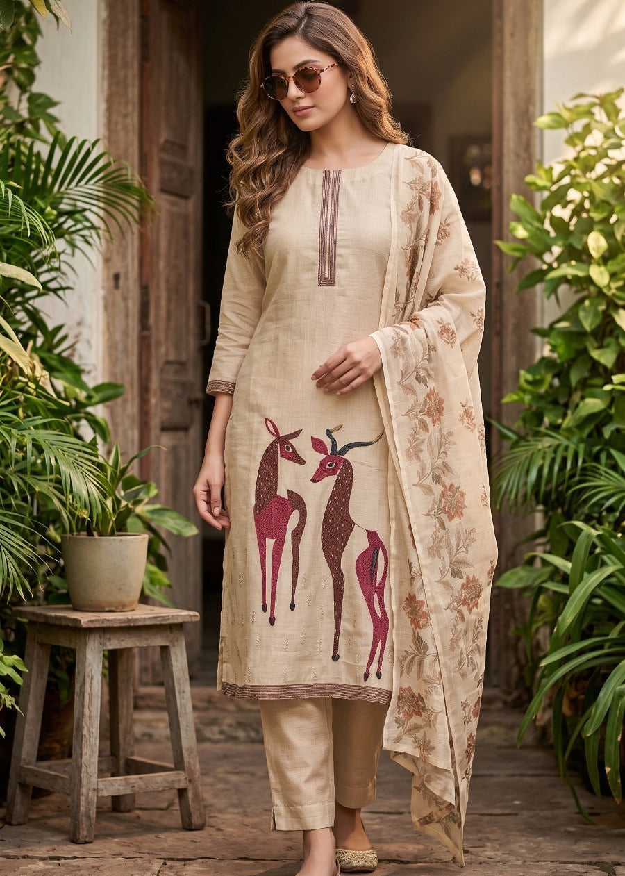 Artisanal Deer Motif Printed Kurta Set Main image