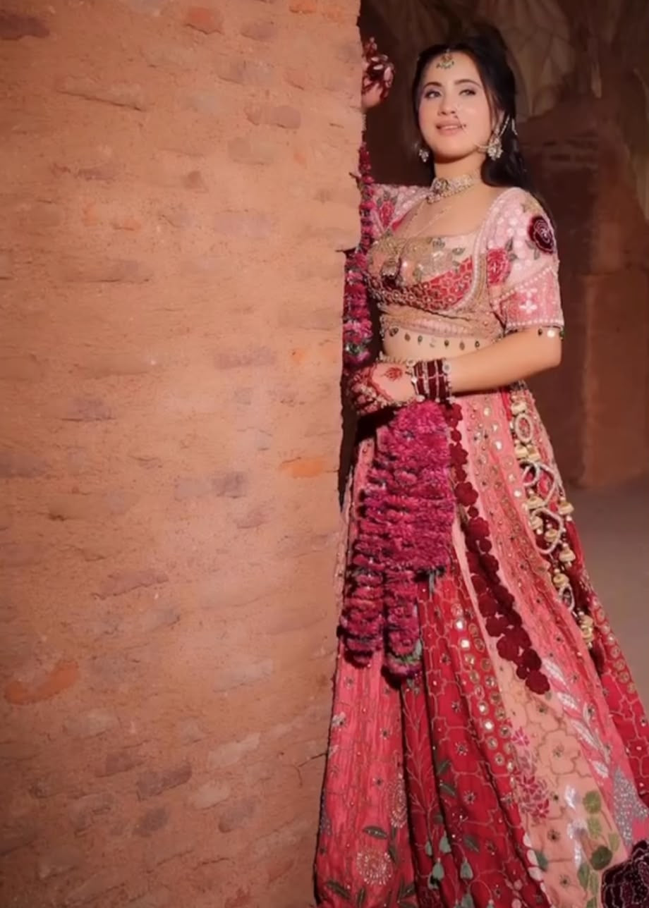 Floral Embroidered Lehenga Choli Set