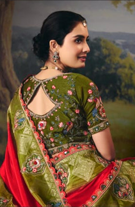 Sage Contrast Border Silk Saree with Floral Art Secondary image