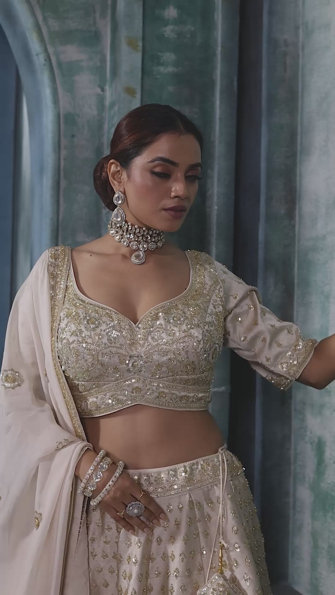 Floral Majesty Lehenga (15013 GA-39)