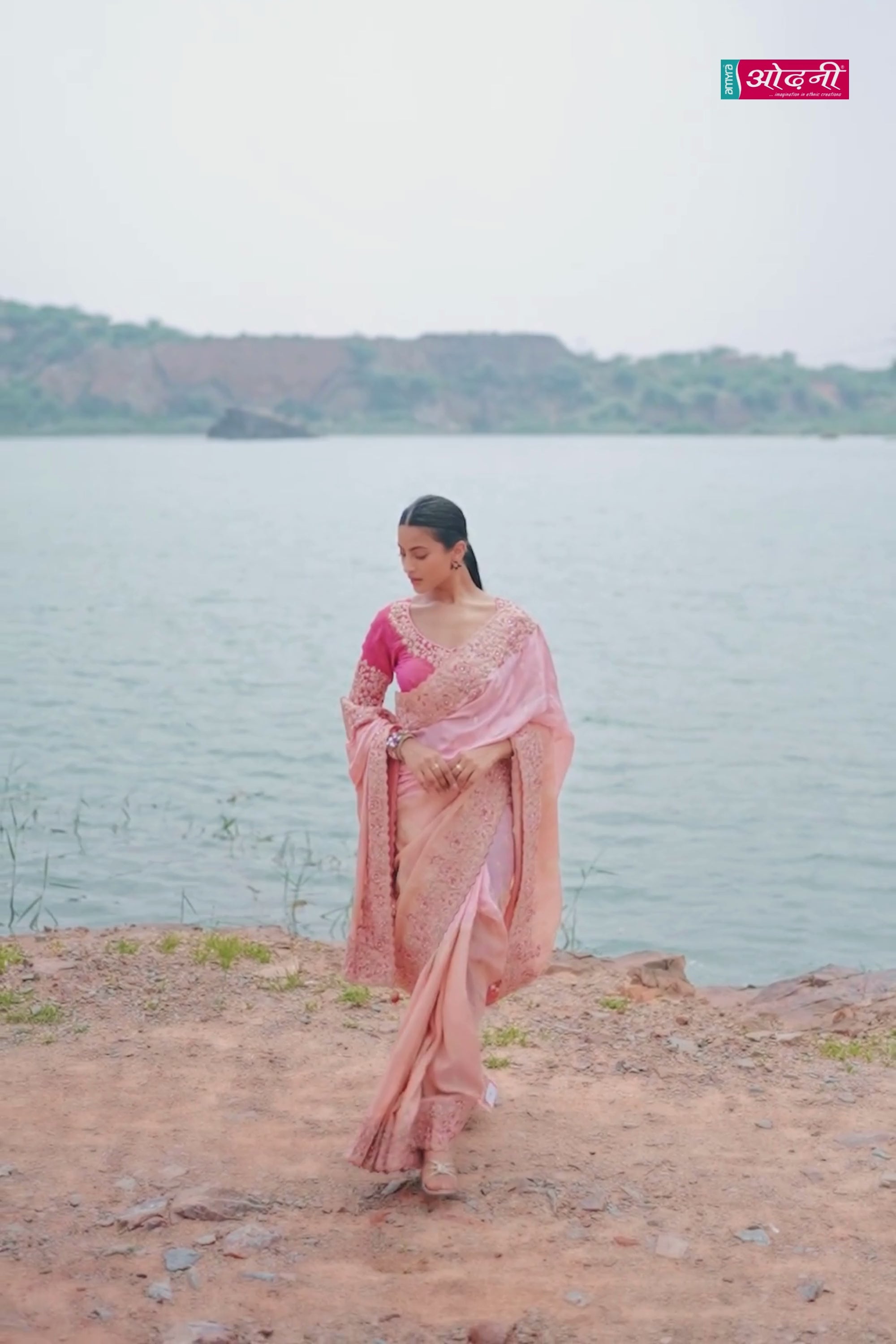 Romantic Blush Pink Saree with Contrasting Blouse (8608 GS-133)