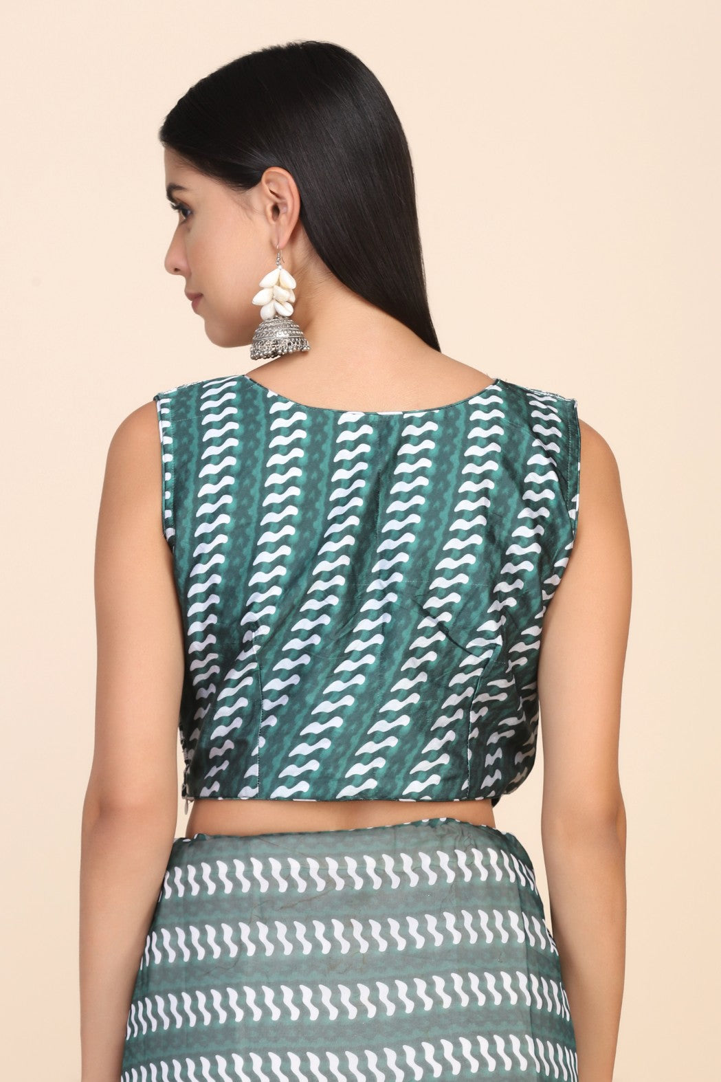 Adorable green color geometric printed saree