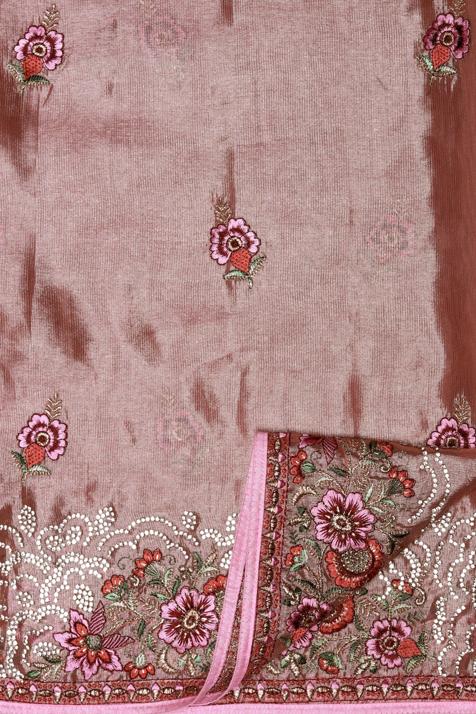 closer look on embroidery of Onion pink floral embroidered saree 