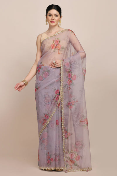 model in floral printed saree