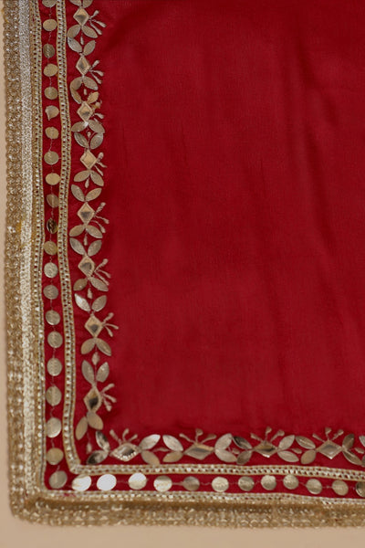 details of the heavy red dupatta
