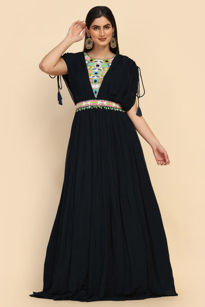 classic black color dress with curtain sleeves